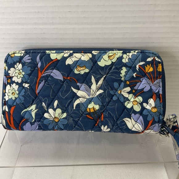 Vera Bradley Wristlet Wallet, Blue, Teal Floral Design W/ Silver accents. - Picture 3 of 7